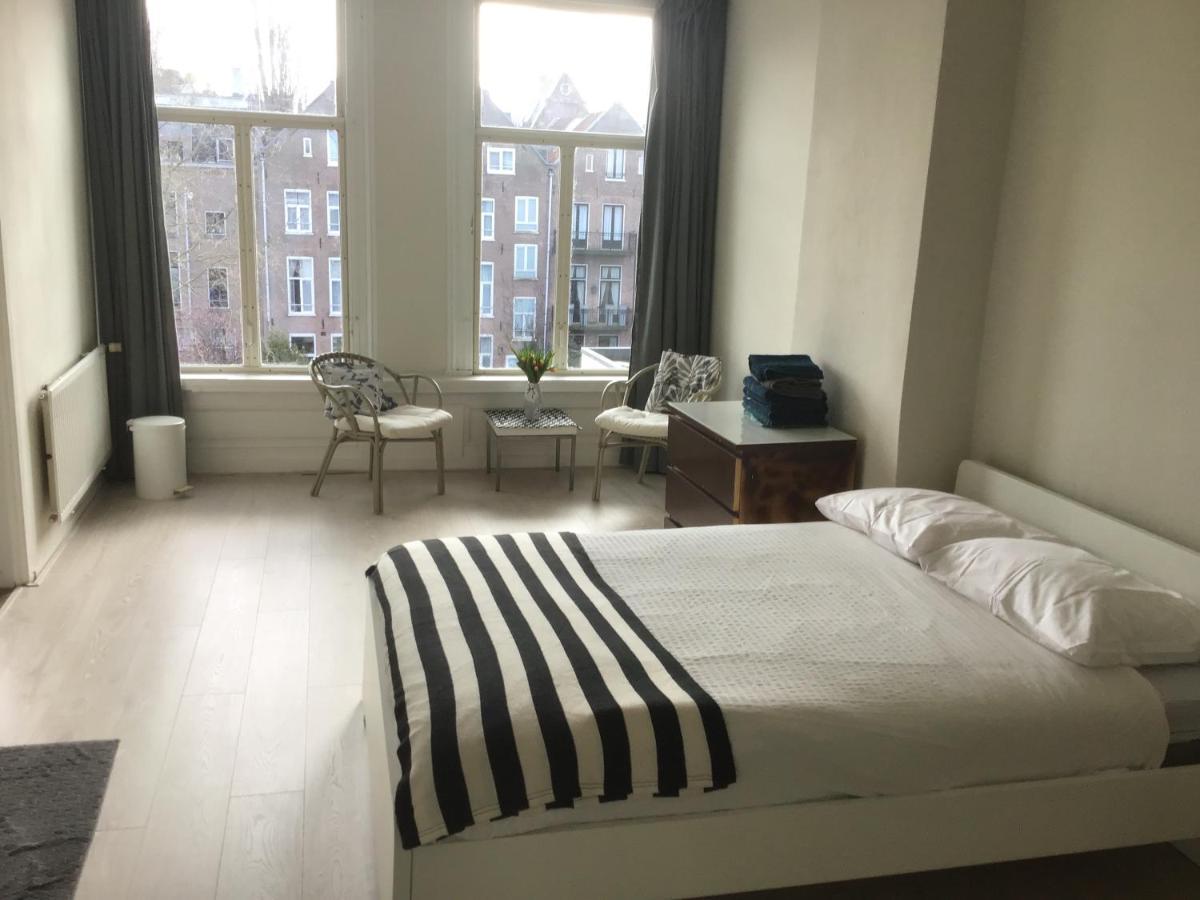 Bed and Breakfast Frank'S And Chong'S Excellent Location Ámsterdam Exterior foto